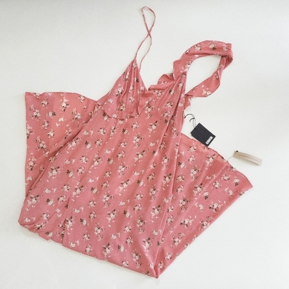 Reformation Trista Ruffle Sleeve Open Back Dress in Marlene NWT - Picture 6 of 13